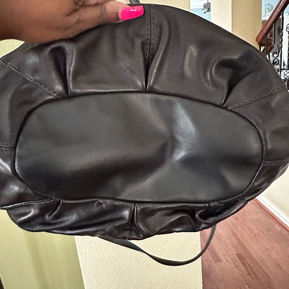 ๐Coach Peyton Drawstring Shoulder Tote Black 14508 - Picture 7 of 12